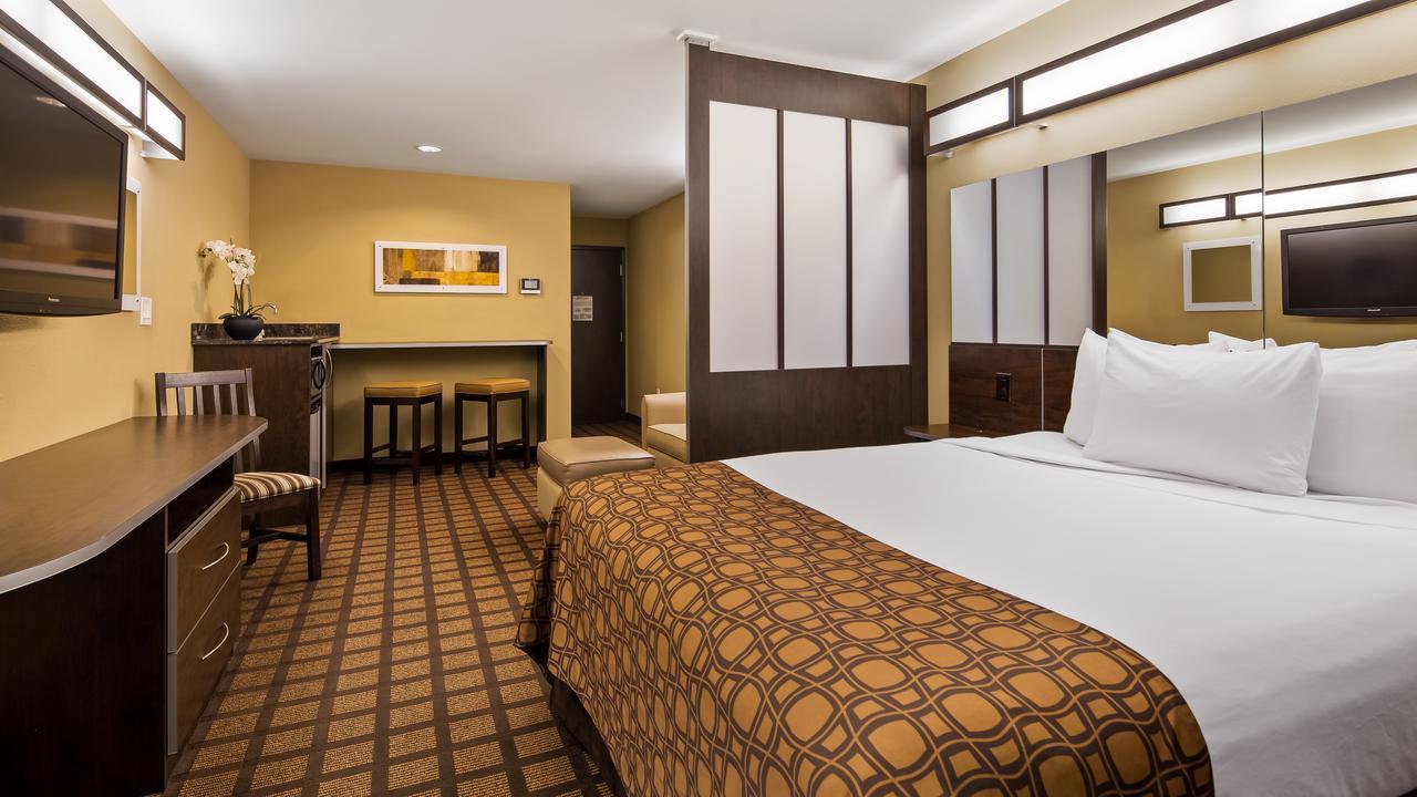 Microtel Inn & Suites By Wyndham Round Rock Exterior photo